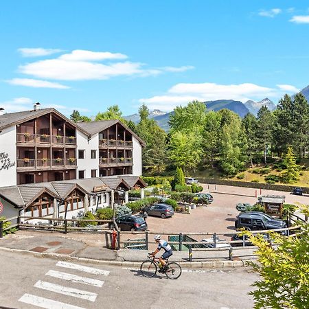 Aparthotel Des Alpes Cavalese Bagian luar foto