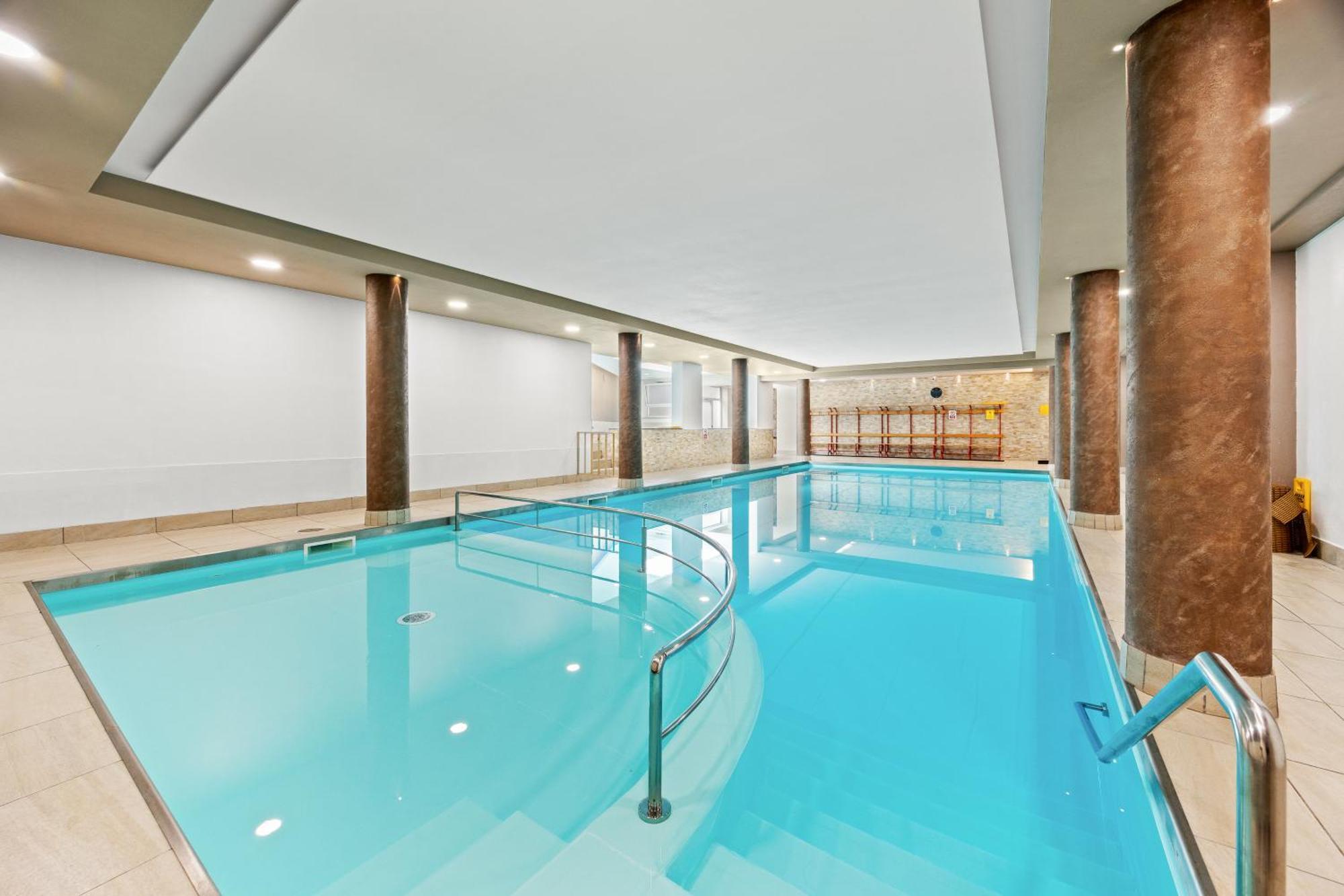 Aparthotel Des Alpes Cavalese Bagian luar foto