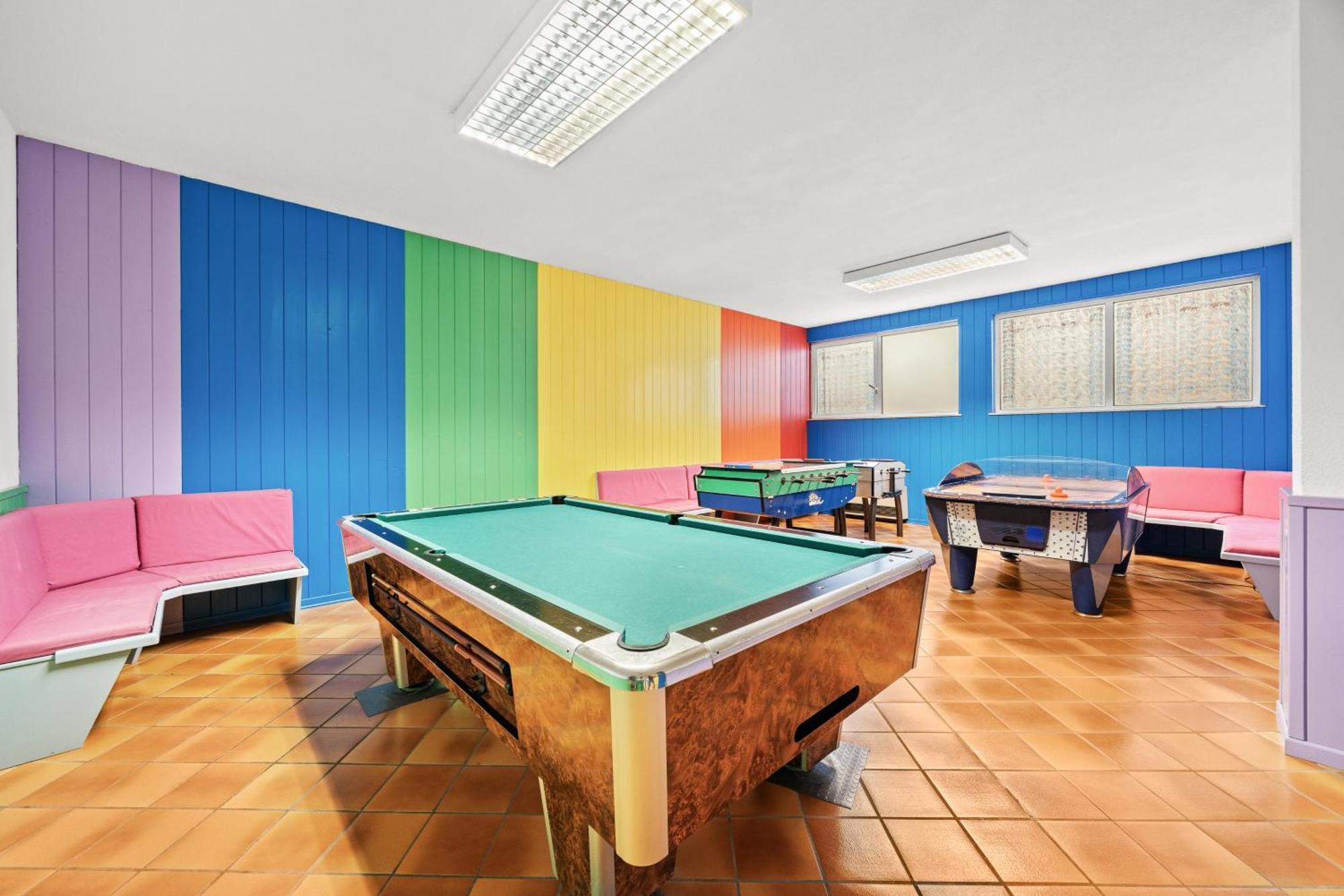 Aparthotel Des Alpes Cavalese Bagian luar foto