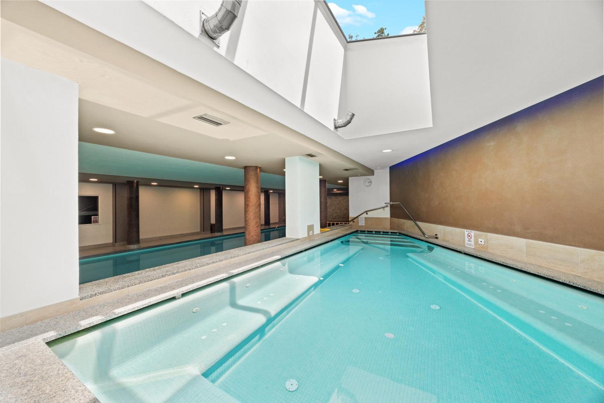 Aparthotel Des Alpes Cavalese Bagian luar foto