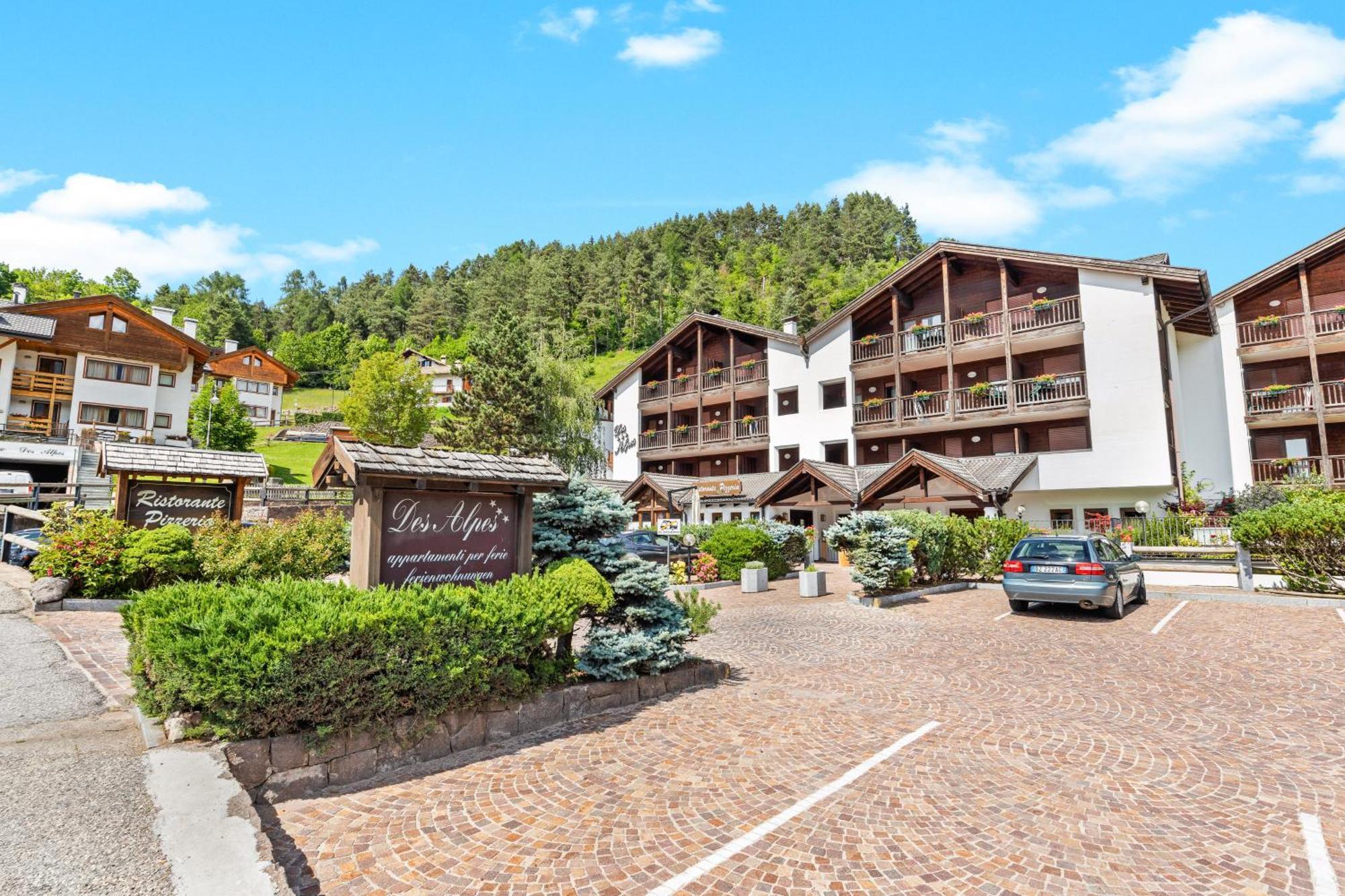 Aparthotel Des Alpes Cavalese Bagian luar foto